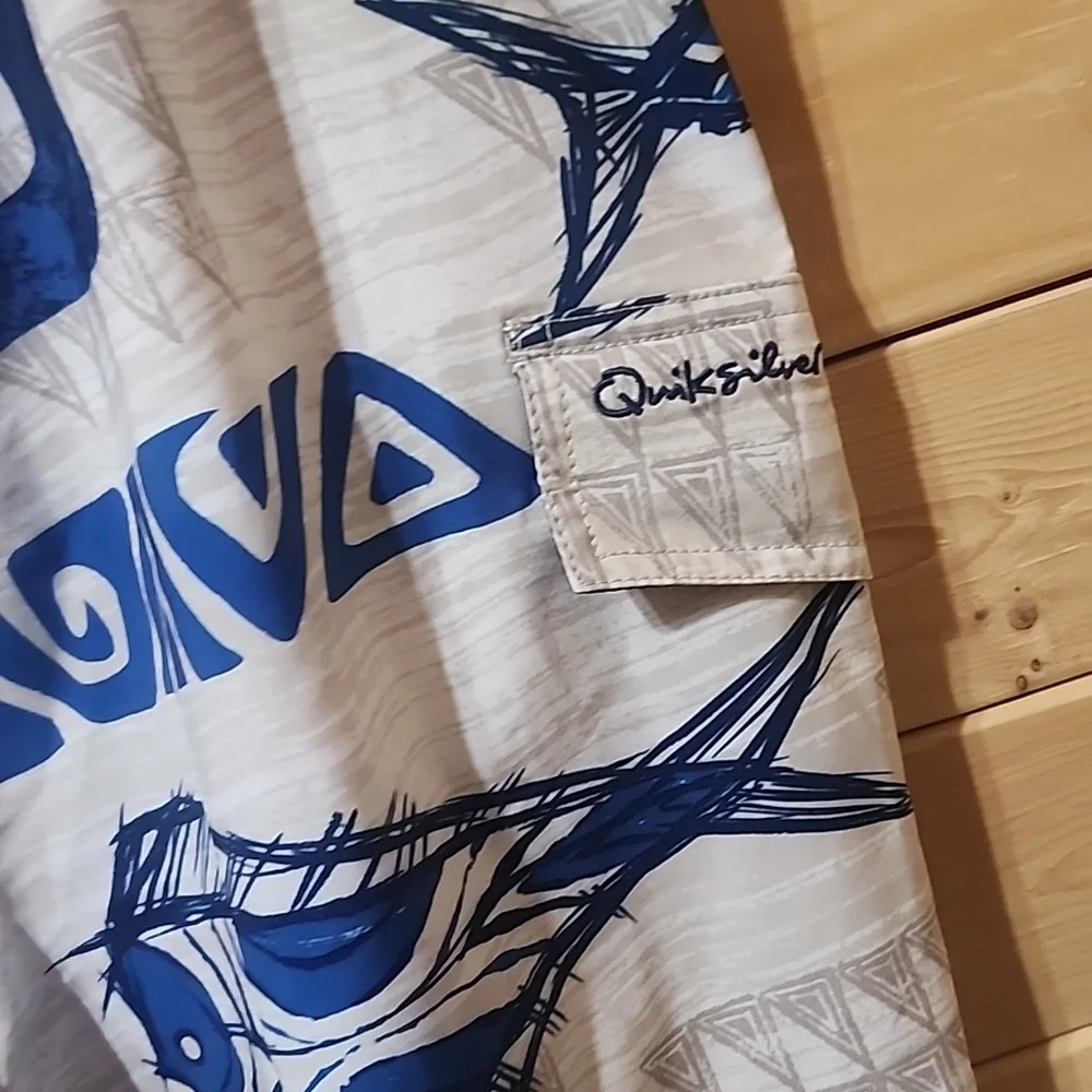 Quicksilver Waterman Board Shorts Size 38  NWT